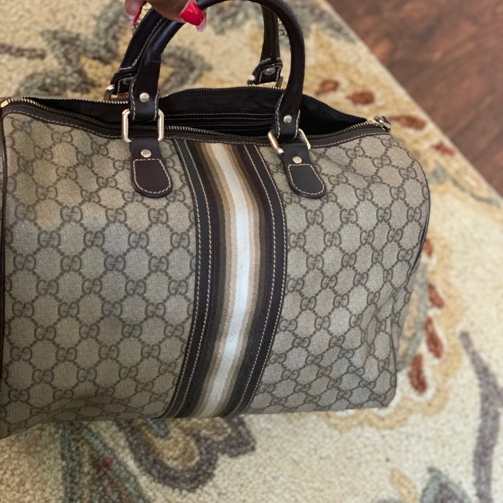 Gucci Gucci Gucci!!!!